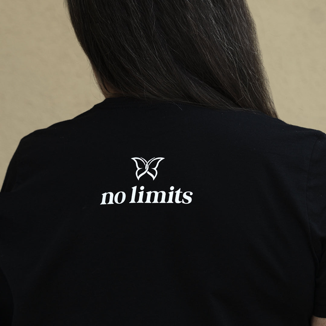 Relaxed Short Sleeve T in black
